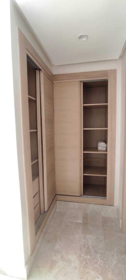 Appartement Luxueux Centre Parking Privé Netflix Casablanca